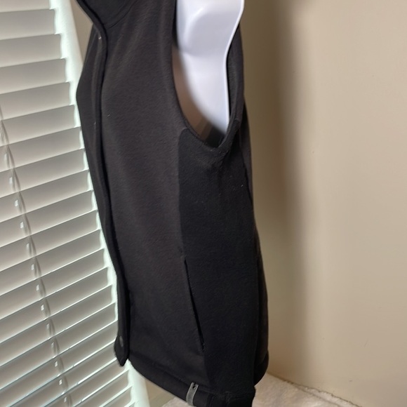 WOOLRICH Fleece Lined Vest Size Medium - Picture 4 of 10